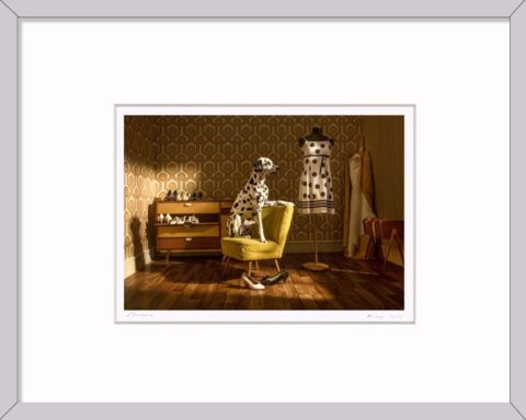 Sein Werk Caesar gibt es bei uns jetzt als Kunst Geschenk mit Dalmatiner. Dieses kleine Kunststückchen ist eine meisterhaft inszenierte Fotografie, die sowohl Kunstliebhaber als auch Hundefreunde gleichermaßen begeistert.