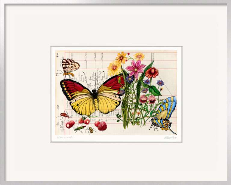 Blütenwunder von Thomas Gatzemeier mit Schmetterlingen, Blumen, Erdbeeren und Insekten auf historischem Kontobuchpapier im silbernen Aluminiumrahmen